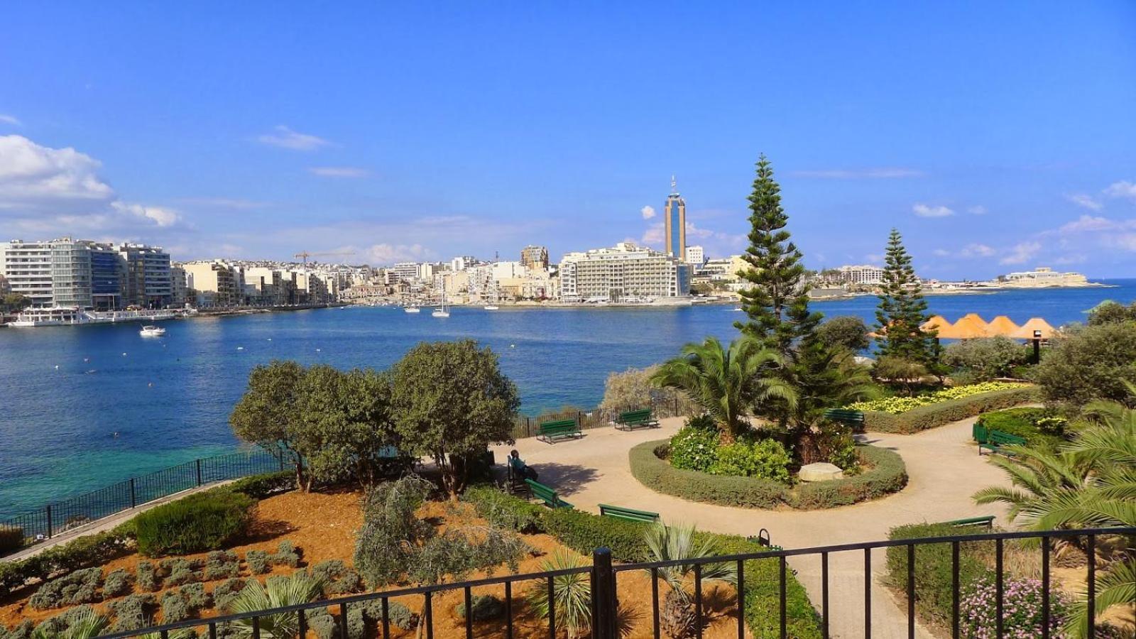 Sliemas Finest Fresh And Stylish Apartment Sliema